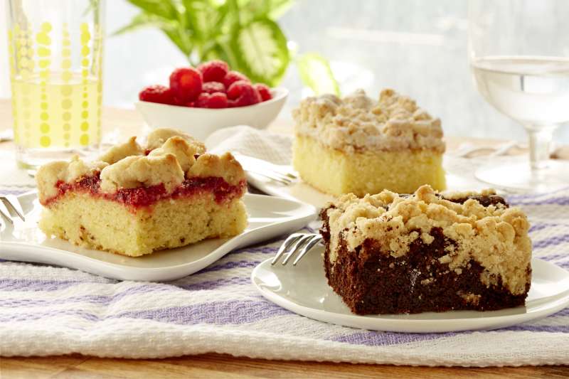 Exploring Unique Crumb Cake Flavors at a Bakery Near Me